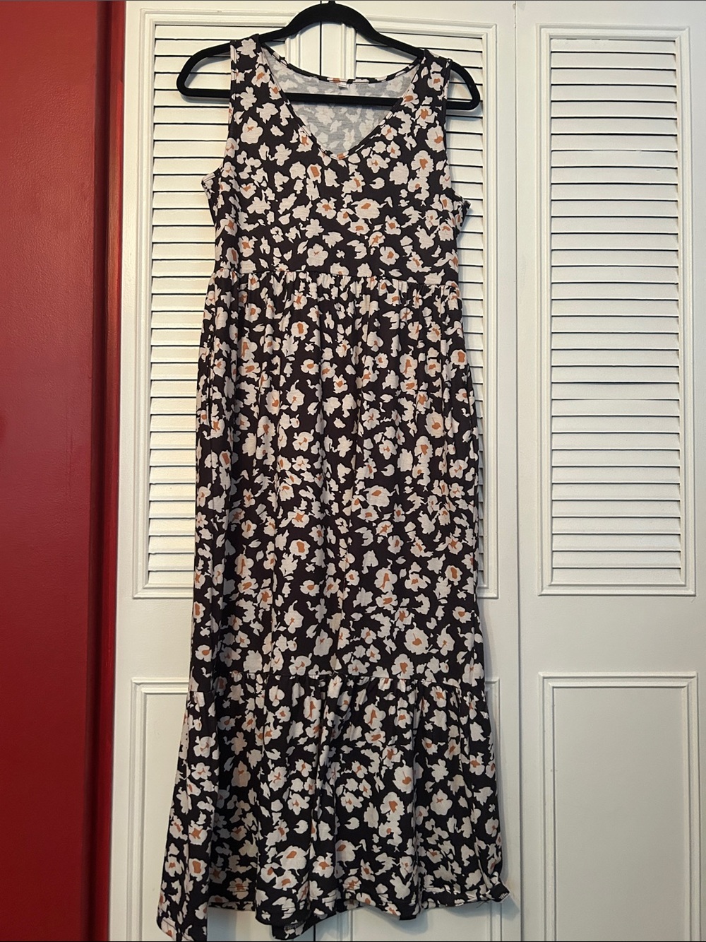 Women’s Sleeveless Floral Maxi Dress in Brown and Cream